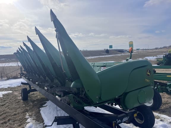 Image of John Deere 708C equipment image 3