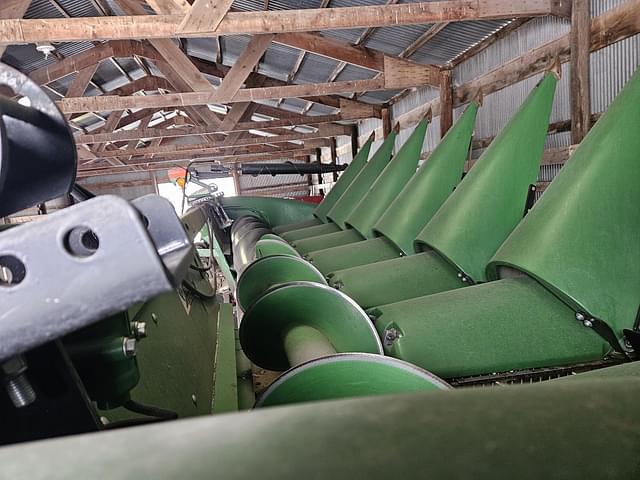 Image of John Deere 708C equipment image 4