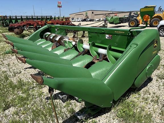Image of John Deere 708C equipment image 3
