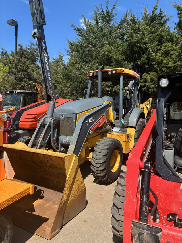 Image of John Deere 710L equipment image 4