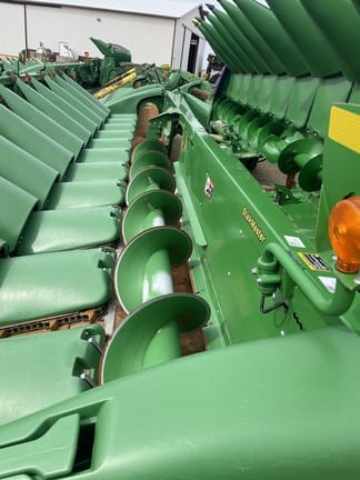 Main image John Deere 712C