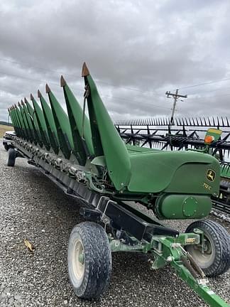 Image of John Deere 712C equipment image 3