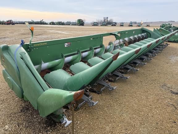 Image of John Deere 712C equipment image 3