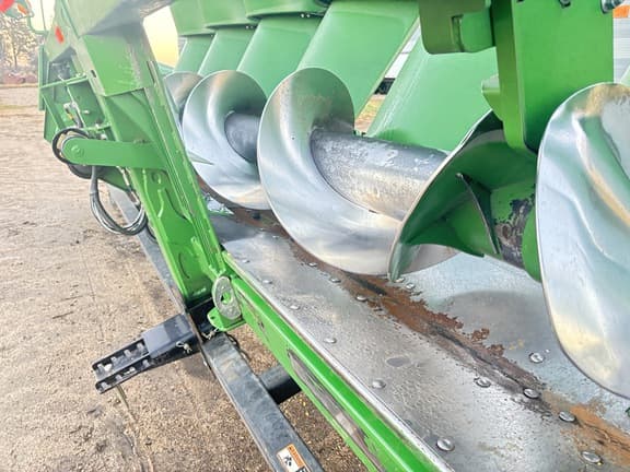 Image of John Deere 712C equipment image 4