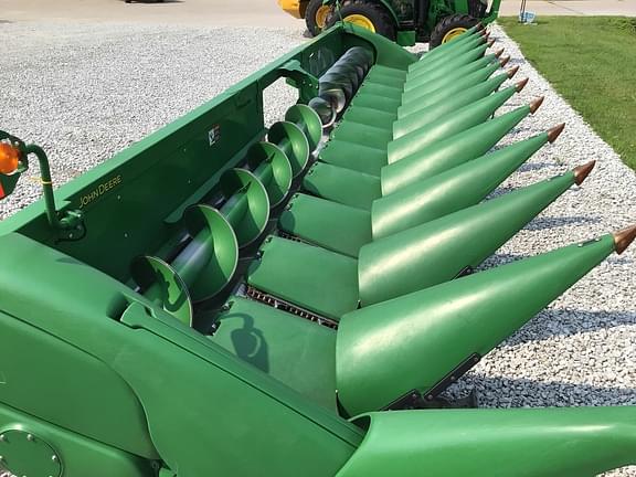 Image of John Deere 712C equipment image 2