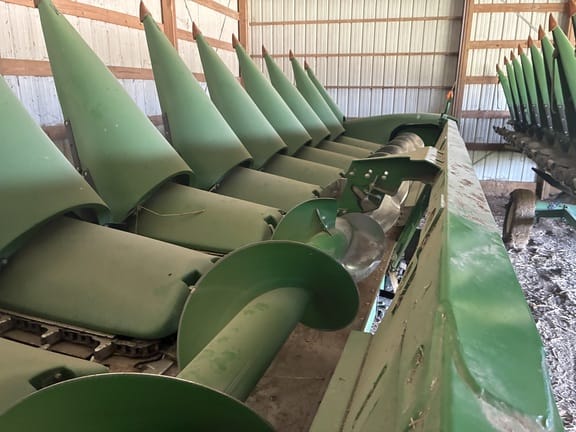 2019 John Deere 712C Equipment Image0