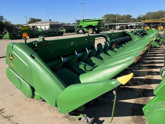 Image of John Deere 712C Primary image