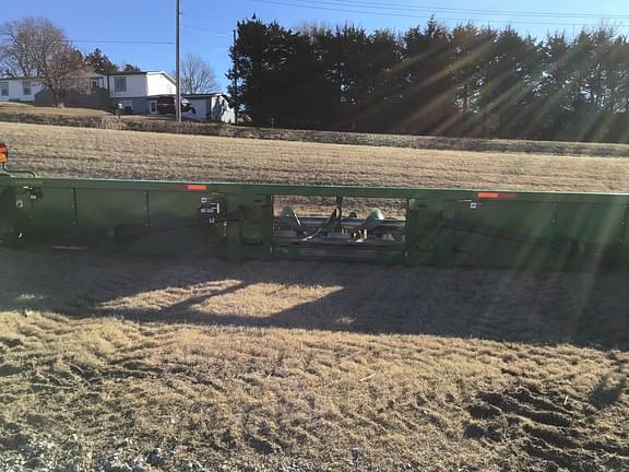 Image of John Deere 712C equipment image 4