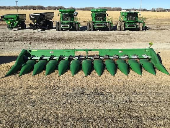 Image of John Deere 712C equipment image 2