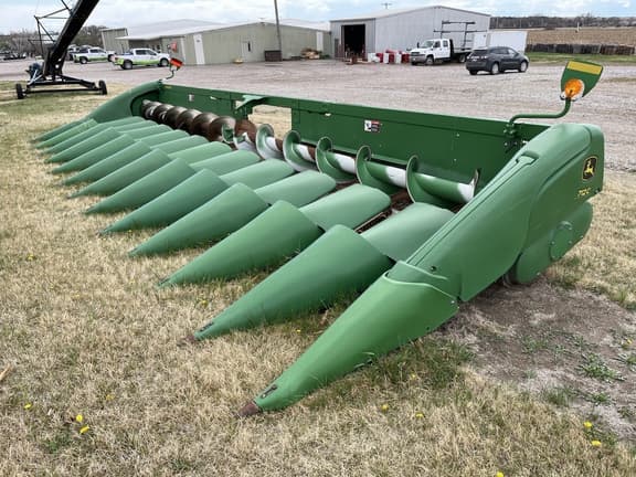 Image of John Deere 712C equipment image 1