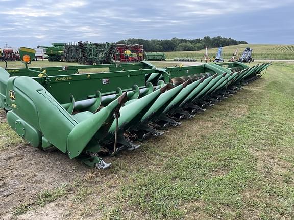 Image of John Deere 712C equipment image 1