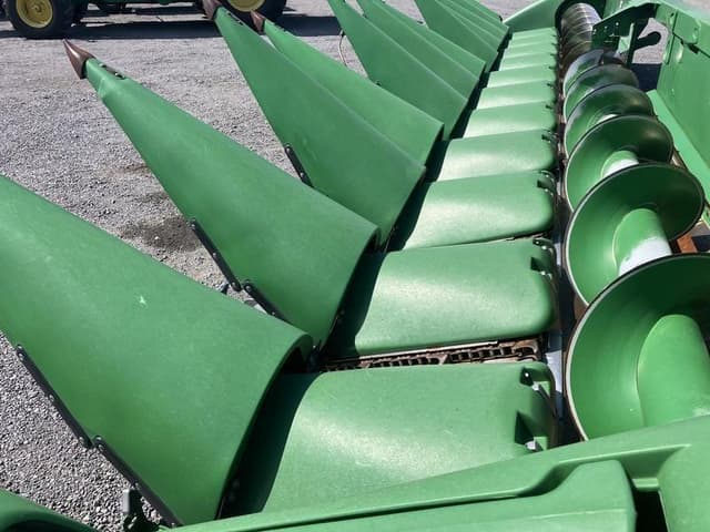 Image of John Deere 712C equipment image 4