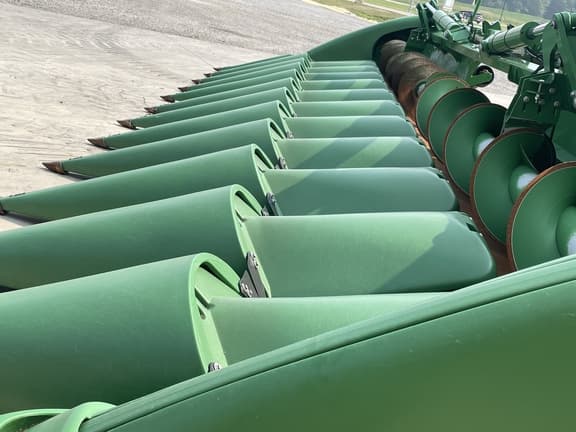 Image of John Deere 712FC equipment image 3