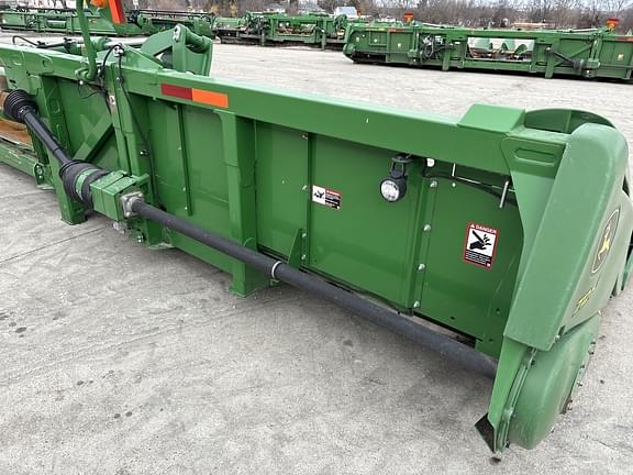 Image of John Deere 712FC equipment image 4