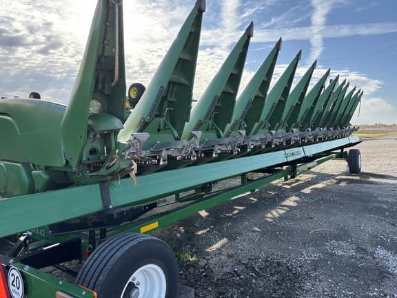 Image of John Deere 712FC equipment image 1