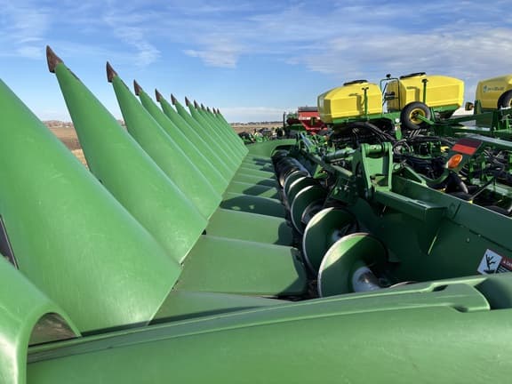 Image of John Deere 712FC equipment image 4