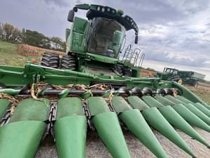 2019 John Deere 712FC Image