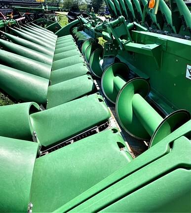 Image of John Deere 712FC equipment image 3