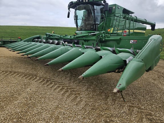 2019 John Deere 712FC Equipment Image0