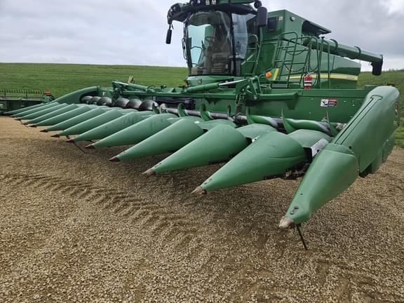Image of John Deere 712FC Primary image