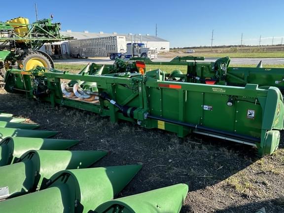 Image of John Deere 712FC equipment image 2