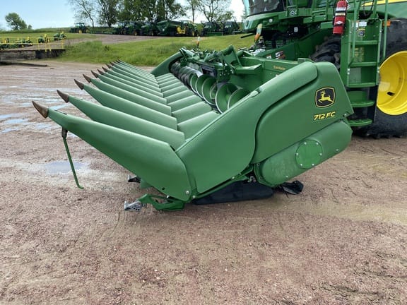 2019 John Deere 712FC Equipment Image0
