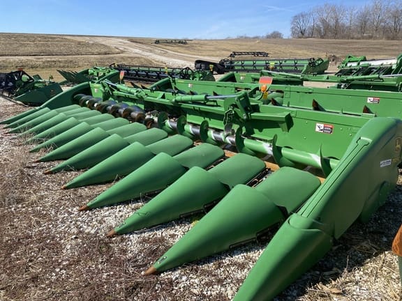 Main image John Deere 712FC