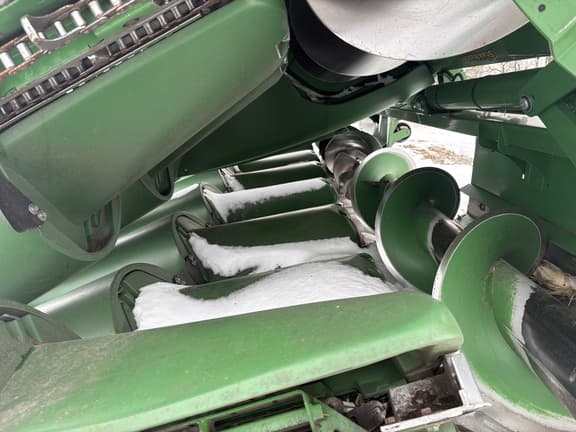 Image of John Deere 712FC equipment image 4