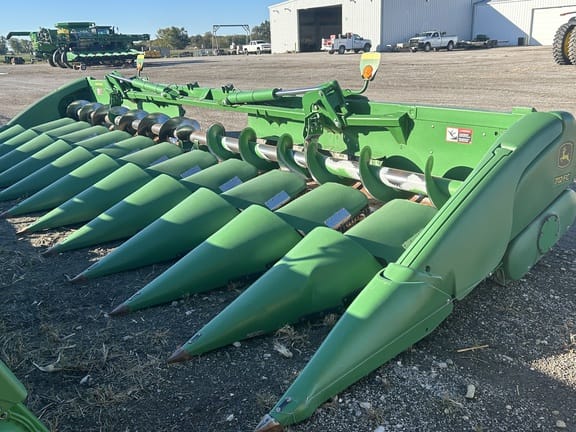 2019 John Deere 712FC Equipment Image0