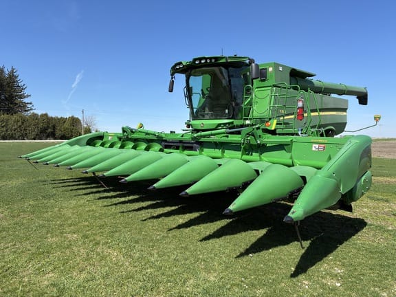 2019 John Deere 712FC Image