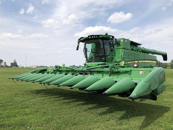 Image of John Deere 712FC Primary image
