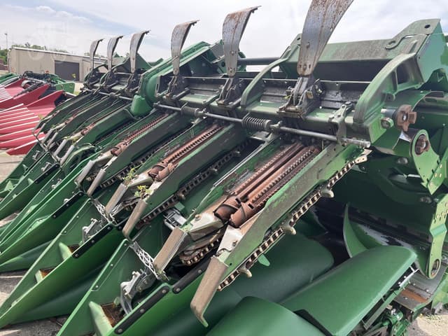 Image of John Deere 712FC equipment image 3