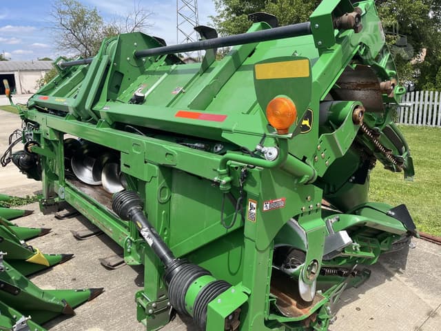 Image of John Deere 712FC equipment image 1