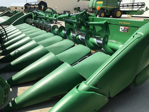 Image of John Deere 712FC equipment image 2