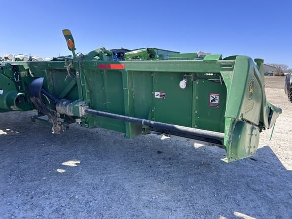 Image of John Deere 712FC equipment image 3