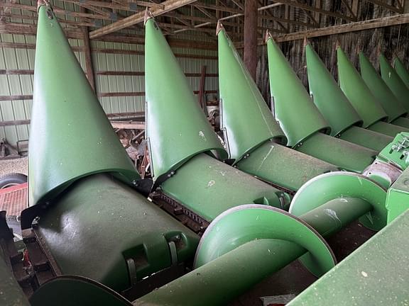 Image of John Deere 712FC equipment image 3