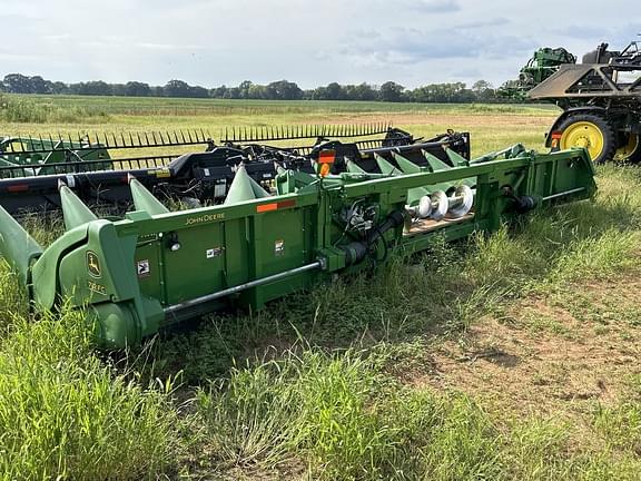 Image of John Deere 712FC equipment image 2