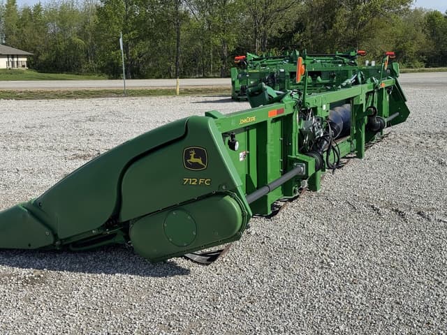 Image of John Deere 712FC equipment image 2