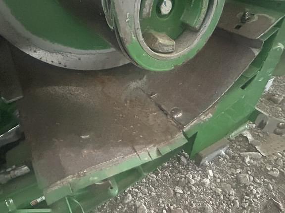 Image of John Deere 712FC equipment image 3