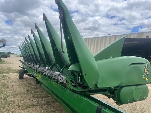 2019 John Deere 712FC Equipment Image0