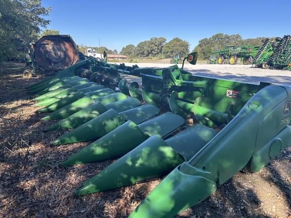 Image of John Deere 712FC equipment image 2