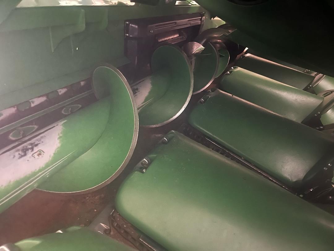 Image of John Deere 712FC Primary image