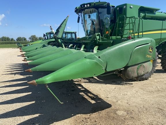 2019 John Deere 712FC Equipment Image0