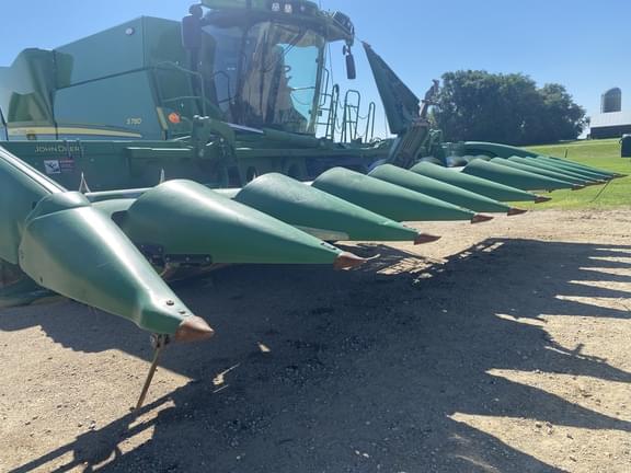 Image of John Deere 712FC Primary image