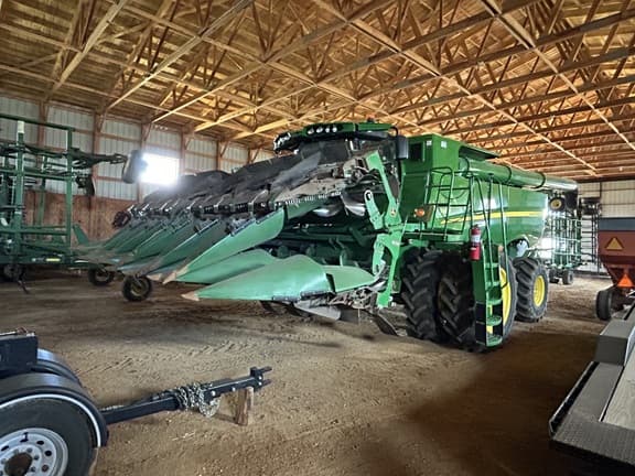 Image of John Deere 712FC equipment image 1