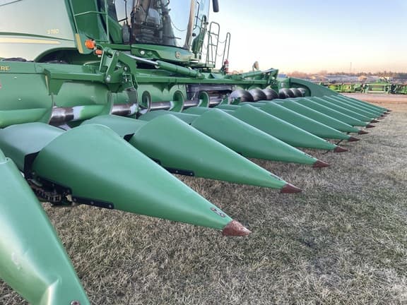 Image of John Deere 712FC equipment image 1