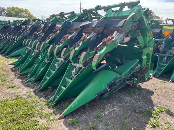 2019 John Deere 712FC Equipment Image0