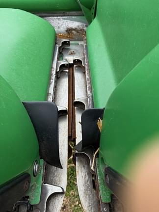Image of John Deere 712FC equipment image 3