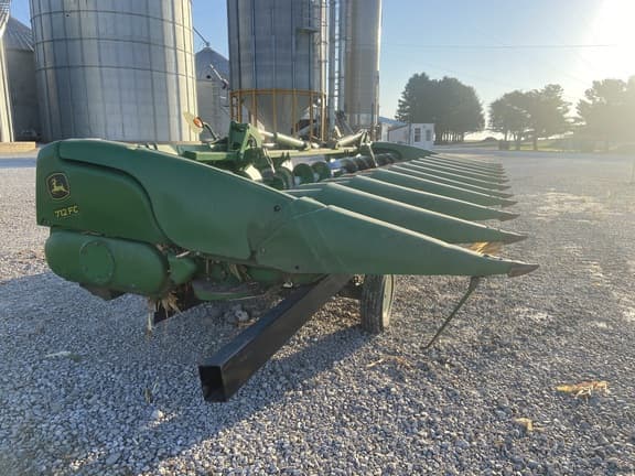 Image of John Deere 712FC equipment image 3