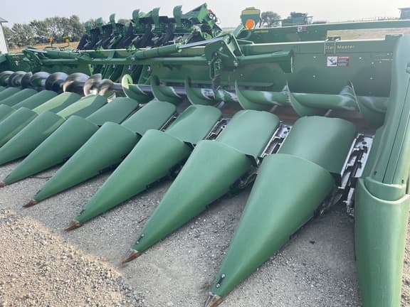 Image of John Deere 712FC equipment image 1